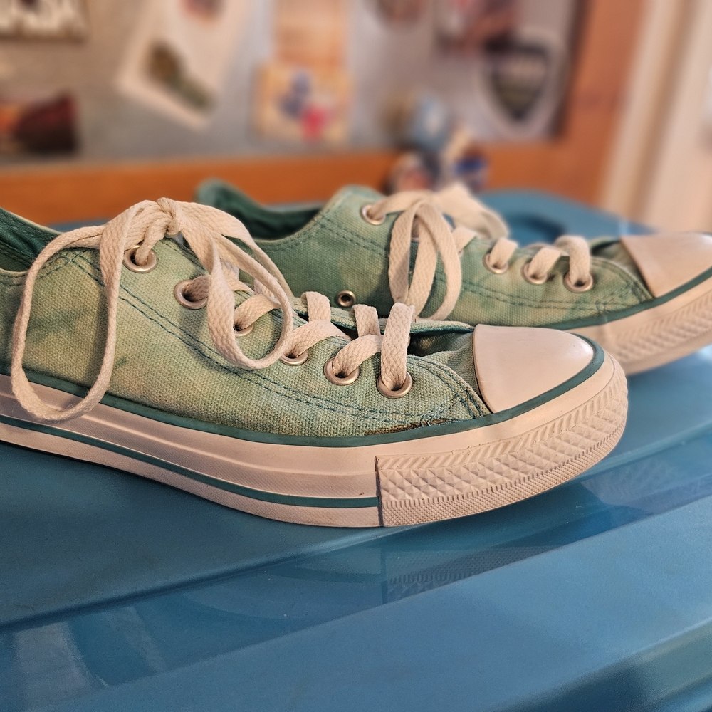 Converse Women's Sneakers in Teal and White